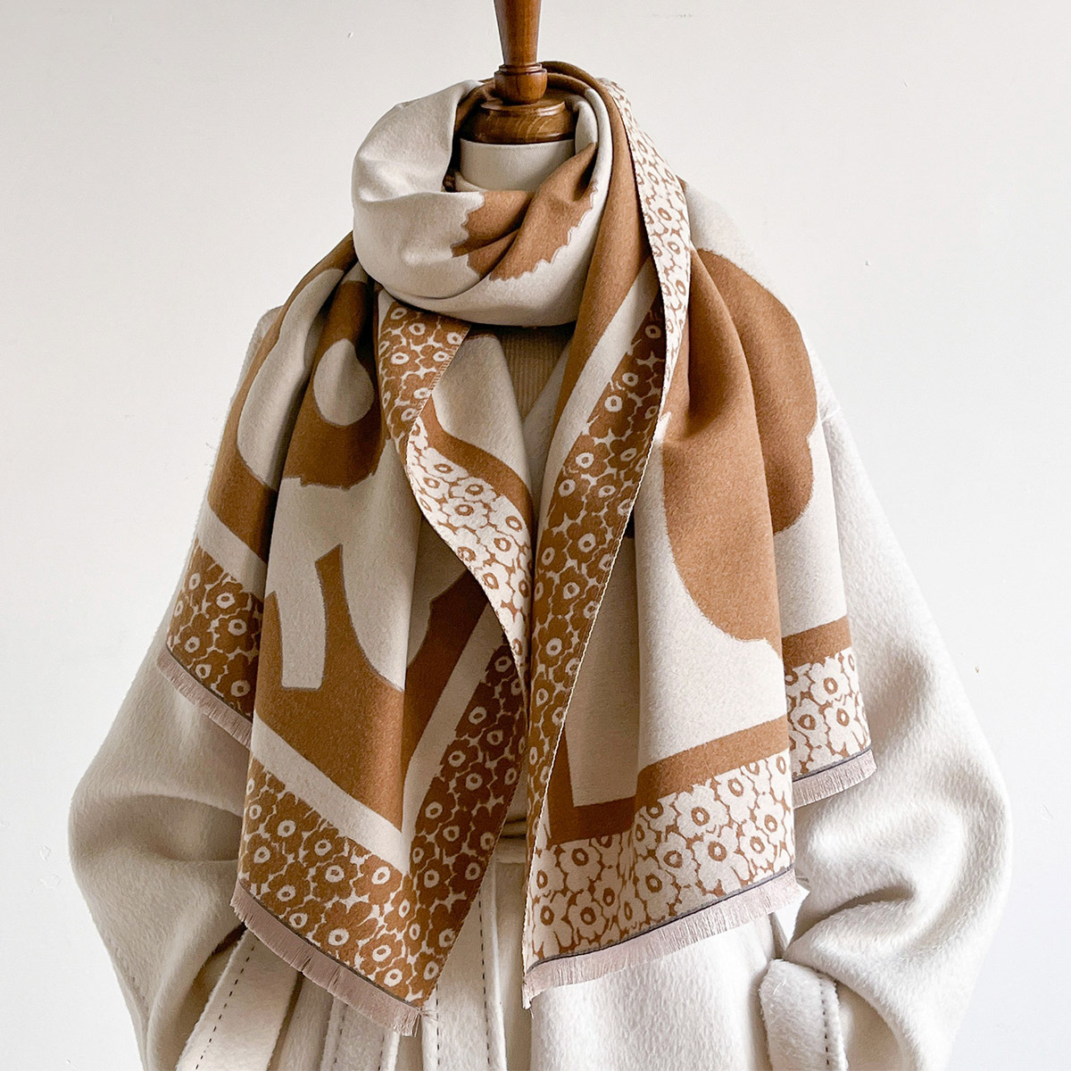 Scarf Women Large Flower Jacqu - Cashmere Scarf ulasan dan harga